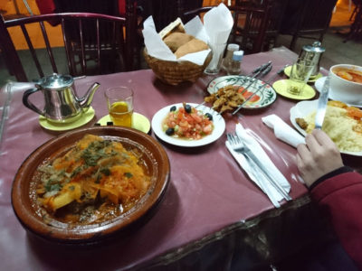 Klassisch Marokkanisch: Tajine Klassisch Marokkanisch: Tajine